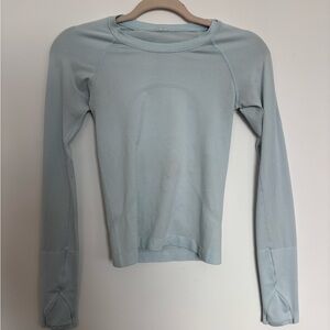 Lululemon Light Blue Women's Long Sleeve Top